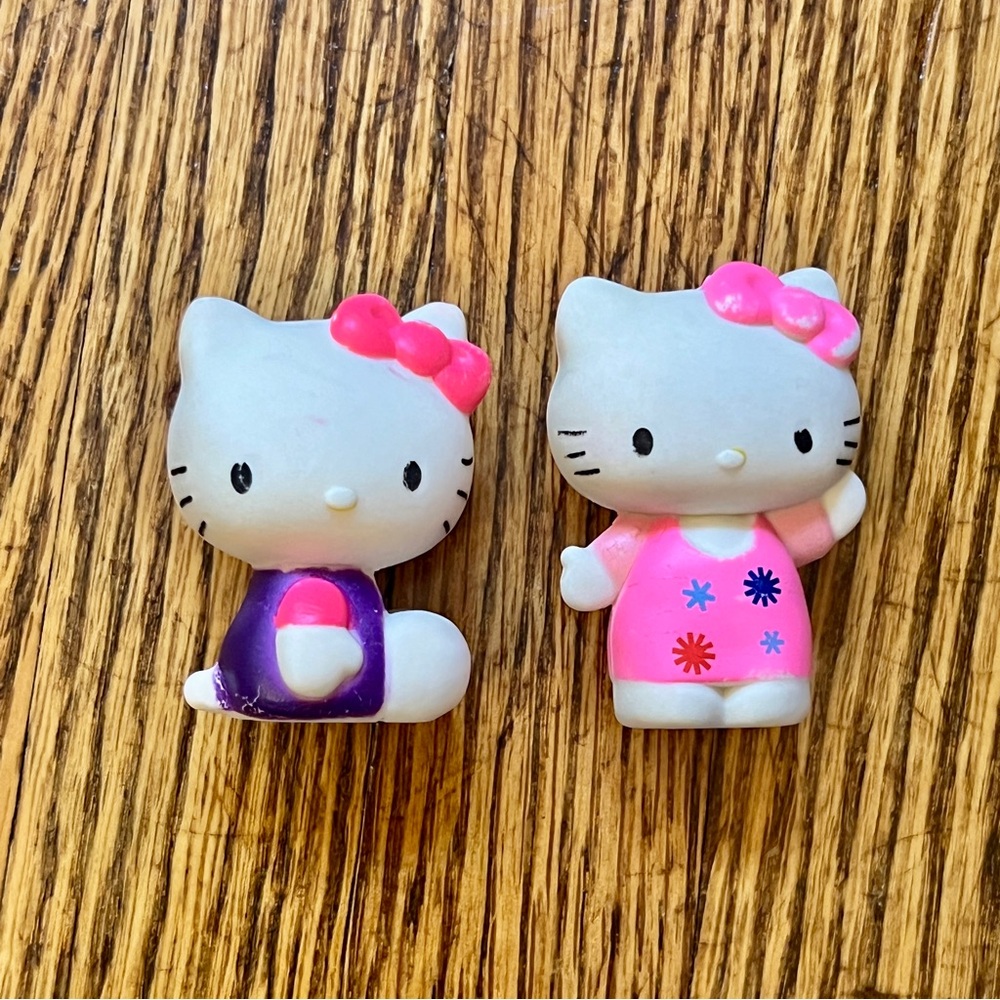 2014 Sanrio Hello Kitty Collectible Pencil Topper Eraseez blind bag set of 2